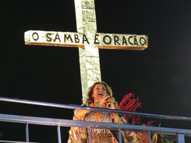 Daniela Mercury se apresenta em seu trio no circuito Barra Ondina