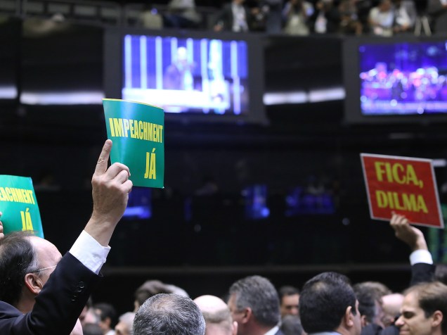 Sessão para votação do processo de impeachment da presidente Dilma Rousseff no plenário da Câmara dos Deputados, em Brasília - 17/04/2016