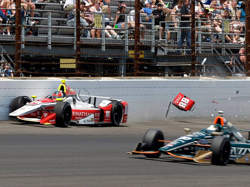 Bryan Clauson sofre acidente durante a prova