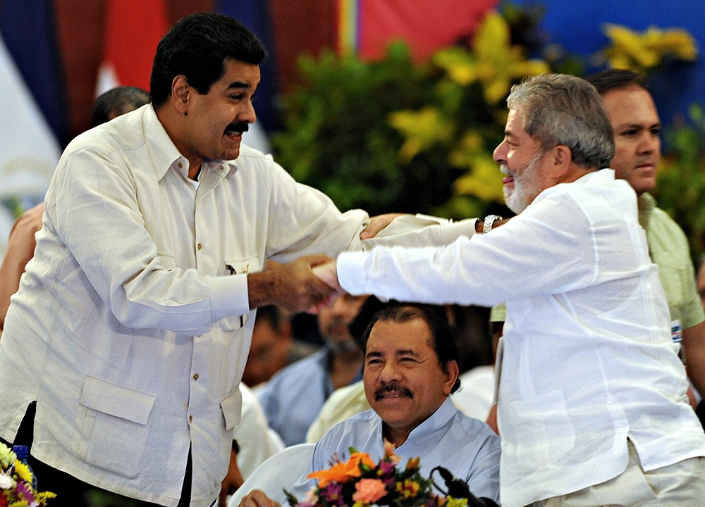 Nicolas Maduro e Lula durante encontro em São Paulo