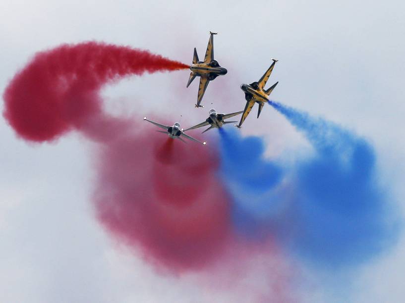 Empresas apresentam suas novas tecnologias em aeronaves no maior evento do segmento na Ásia, no Singapura Air Show