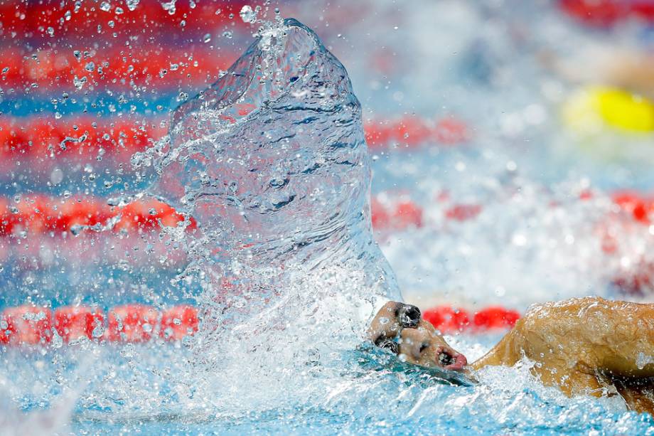 Akram Ahmed, do Egito, durante os 400m livre de natação, nos Jogos Olímpicos da Juventude 2014