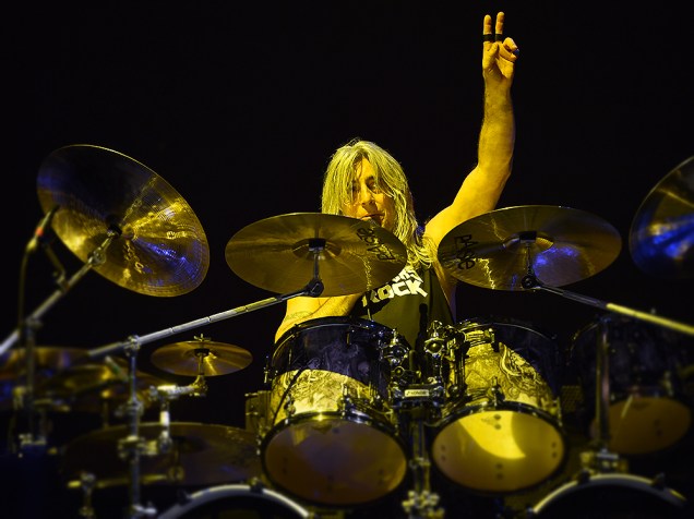 Apresentação do Motörhead e Sepultura no Monsters of Rock 2015