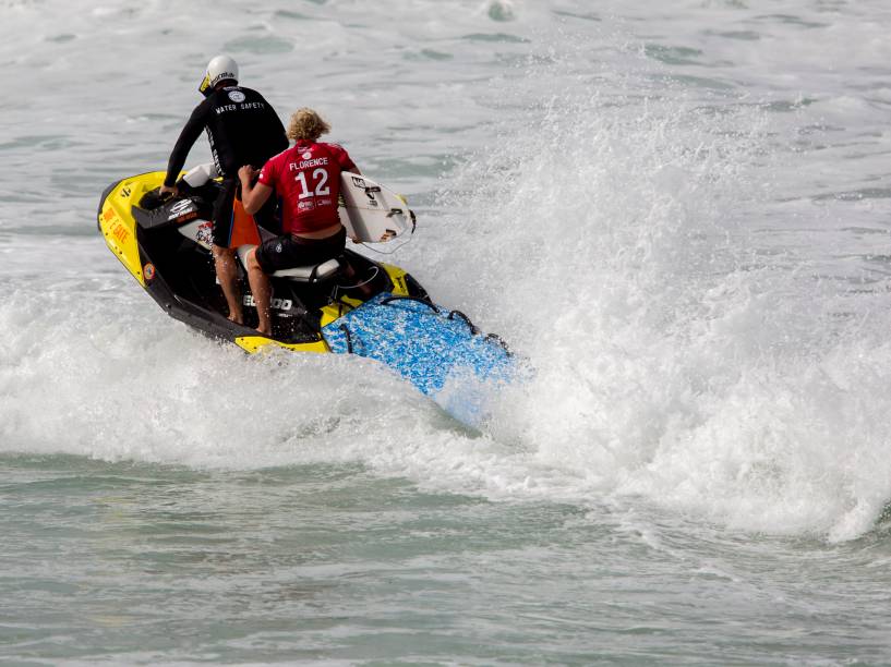 O havaiano John John Florence durante a etapa de repescagem do Rio Pro 2015
