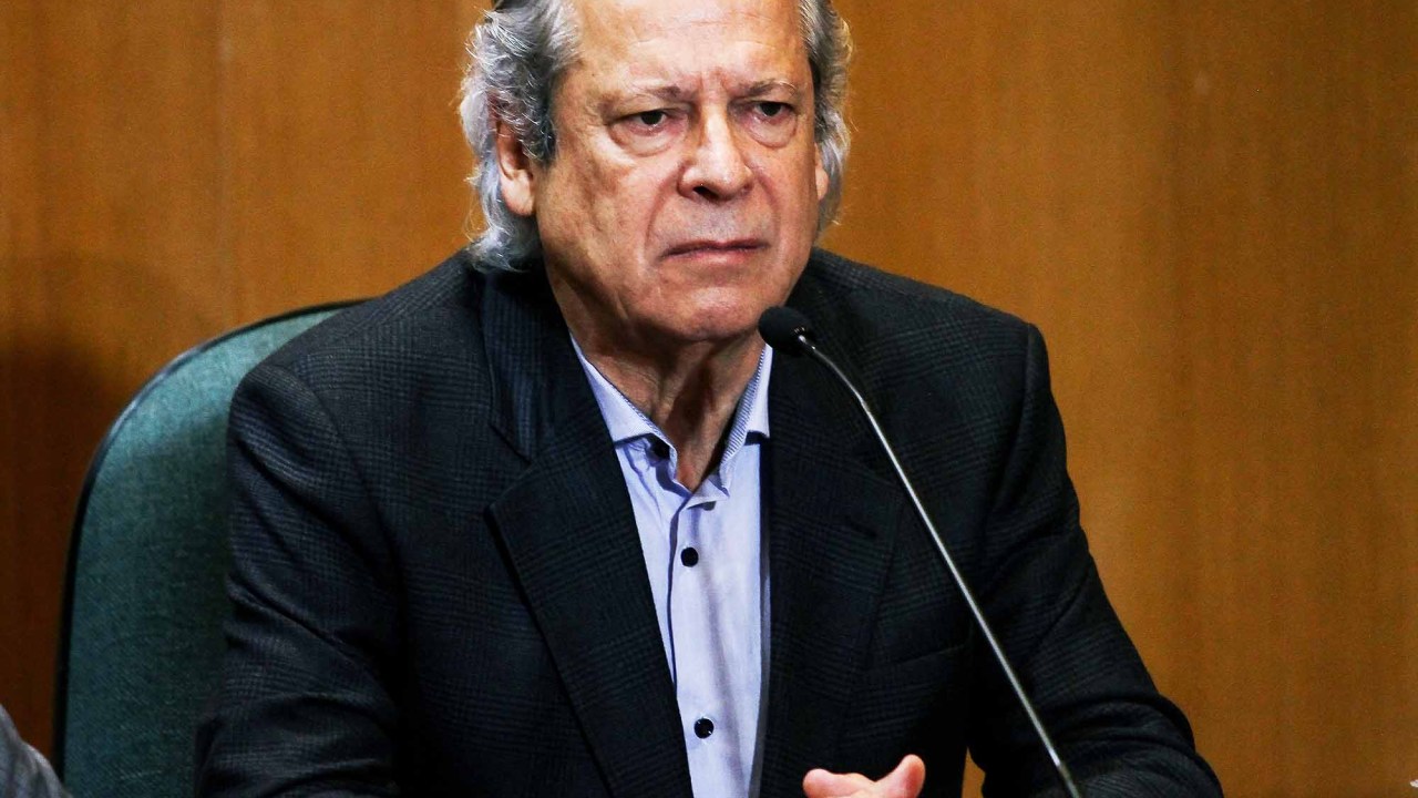 Ex-ministro chefe da Casa Civil José Dirceu prestou depoimento ao juiz federal Sérgio Moro na última sexta-feira