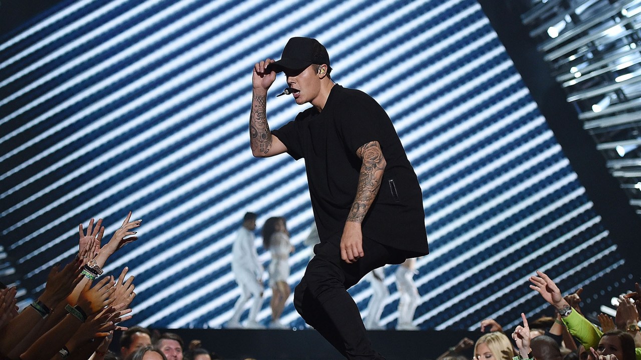 Justin Bieber durante o Video Music Awards, da MTV, em Los Angeles, neste domingo (30)