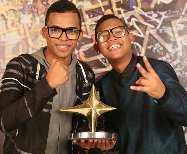 Lucas e Orelha, os campeões da segunda temporada de SuperStar, o reality musical da Globo