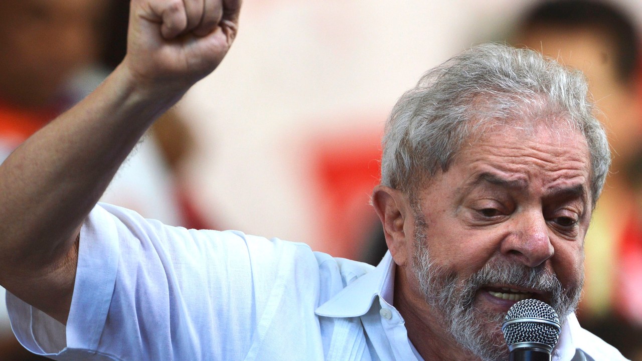 O ex-presidente, Luiz Inácio Lula da Silva participa de ato contra o impeachment da Presidente Dilma Rousseff