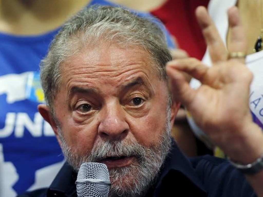 Ex-presidente Lula durante entrevista em São Paulo - 4/3/2016