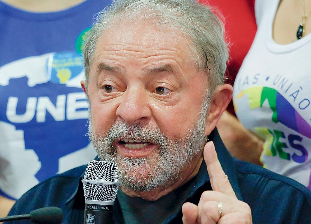 Lula: sem celular ou cartão bancário