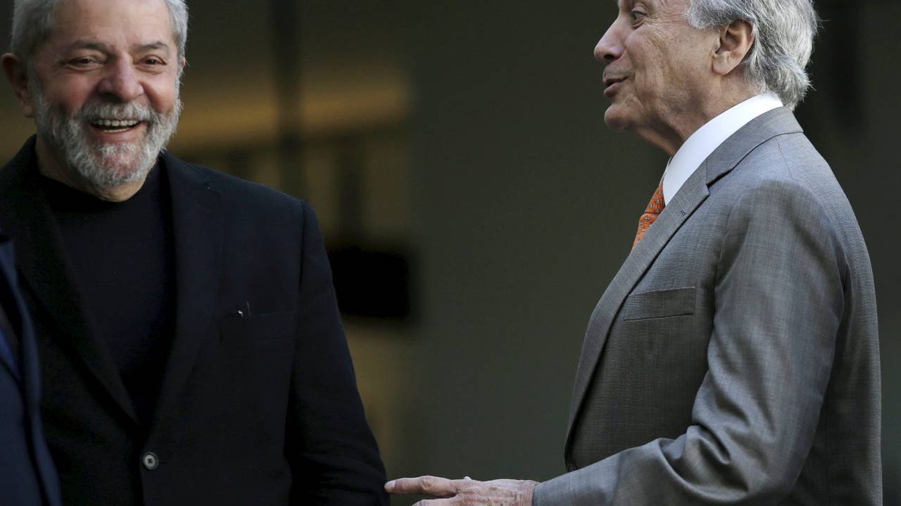 O ex-presidente Luiz Inácio Lula da Silva se reuniu na manhã desta quarta-feira (12) com o vice-presidente Michel Temer