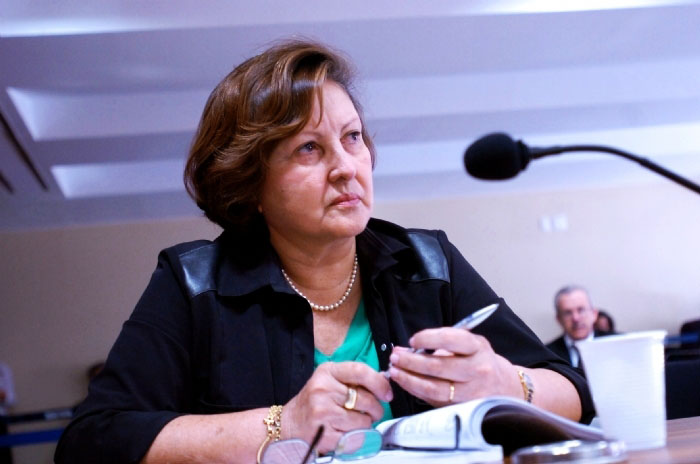 Maria do Carmo (PT) é eleita senadora de Sergipe