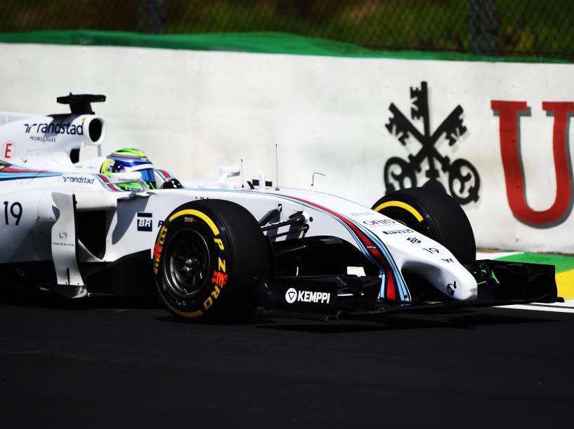 Felipe Massa durante os treinos desta sexta-feira, no autódormo de Interlagos, em São Paulo