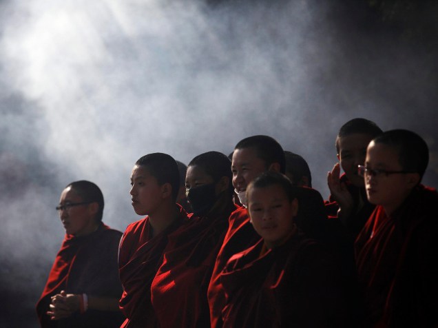 Tibetanos refugiados no Nepal participam de cerimônia do dia internacional dos Direitos Humanos