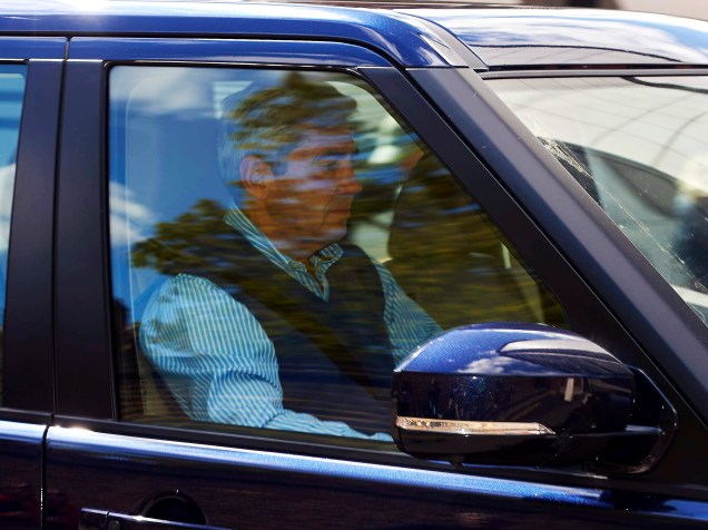 Michael Middleton, pai da Duquesa de Cambridge, chega ao Palácio de Kensington para visitar a neta recém-nascida - 03/05/2015