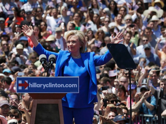 Hillary Clinton lança oficialmente sua campanha de pré-candidatura à presidência dos Estados Unidos em um grande comício em Nova York - 13/06/2015