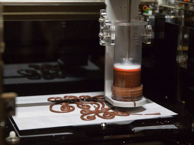 Impressora 3D de comidas, lançada pela marca XYZprinting Inc., é exibida durante CES 2015, em Las Vegas. O preço do produto ainda não foi divulgado