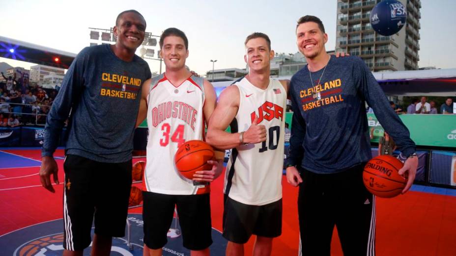 A NBA Fan Zone, montada na Praia de Ipanema antes do NBA Global Games Rio, entre Cleveland Cavaliers e Miami Heat