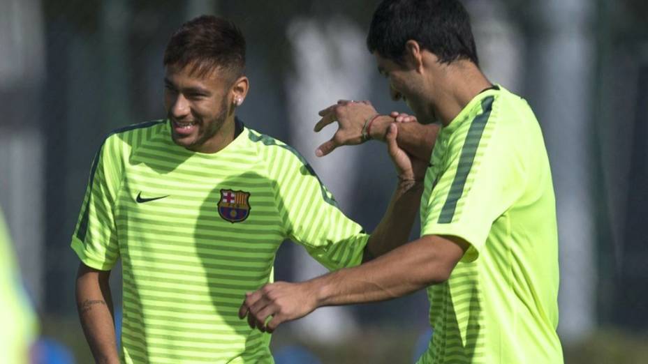 Neymar e Luis Suárez no treino do Barcelona, nesta segunda-feira