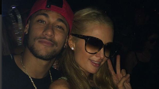 Neymar e Paris Hilton em Ibiza