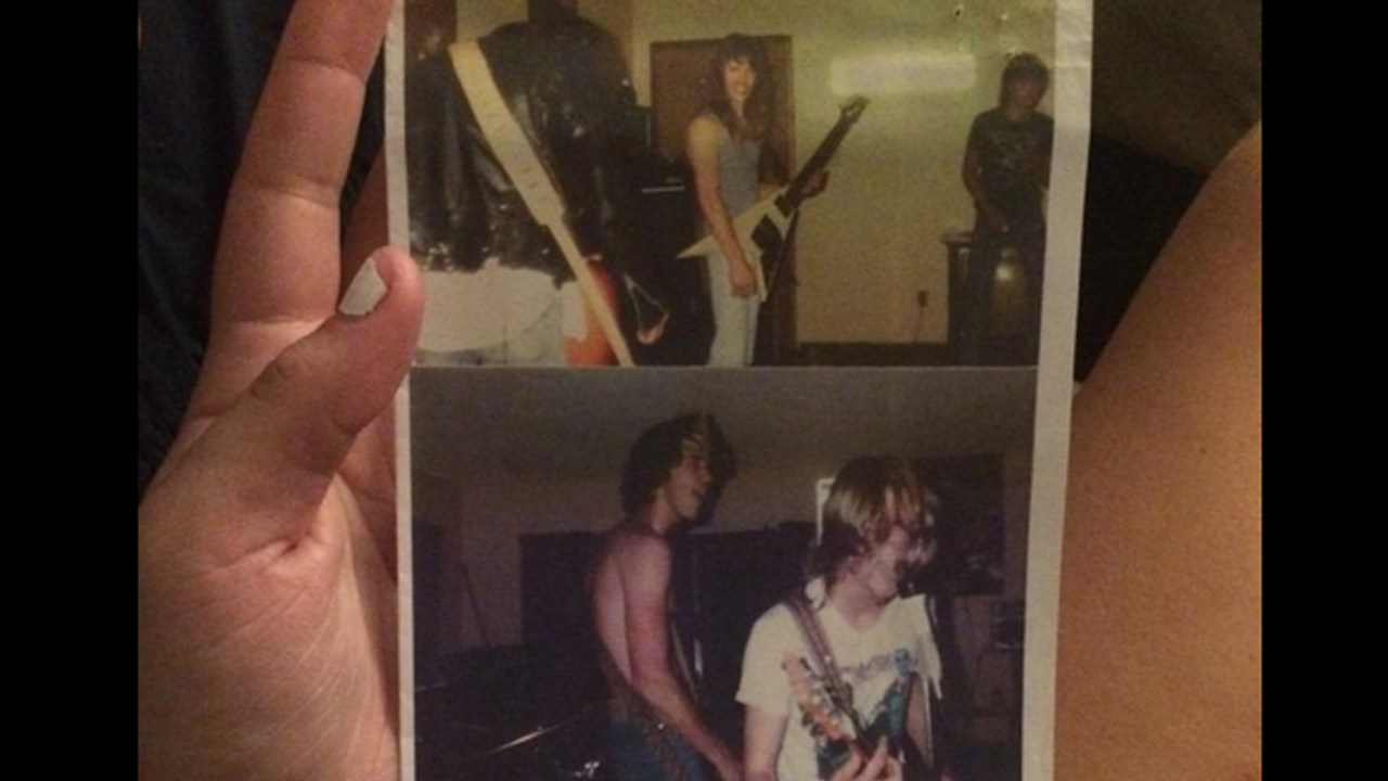 Fotografia encontrada por Maggie Poukkula do primeiro show do Nirvana, em março de 1987, na cidade de Richmond, Washington (EUA)