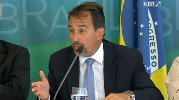 Ministro Gilberto Occhi fala sobre crise de abastecimento de água no país