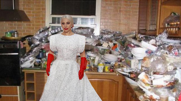 As luvas de Lady Gaga podem ser luvas de lavar uma boa louça, por exemplo