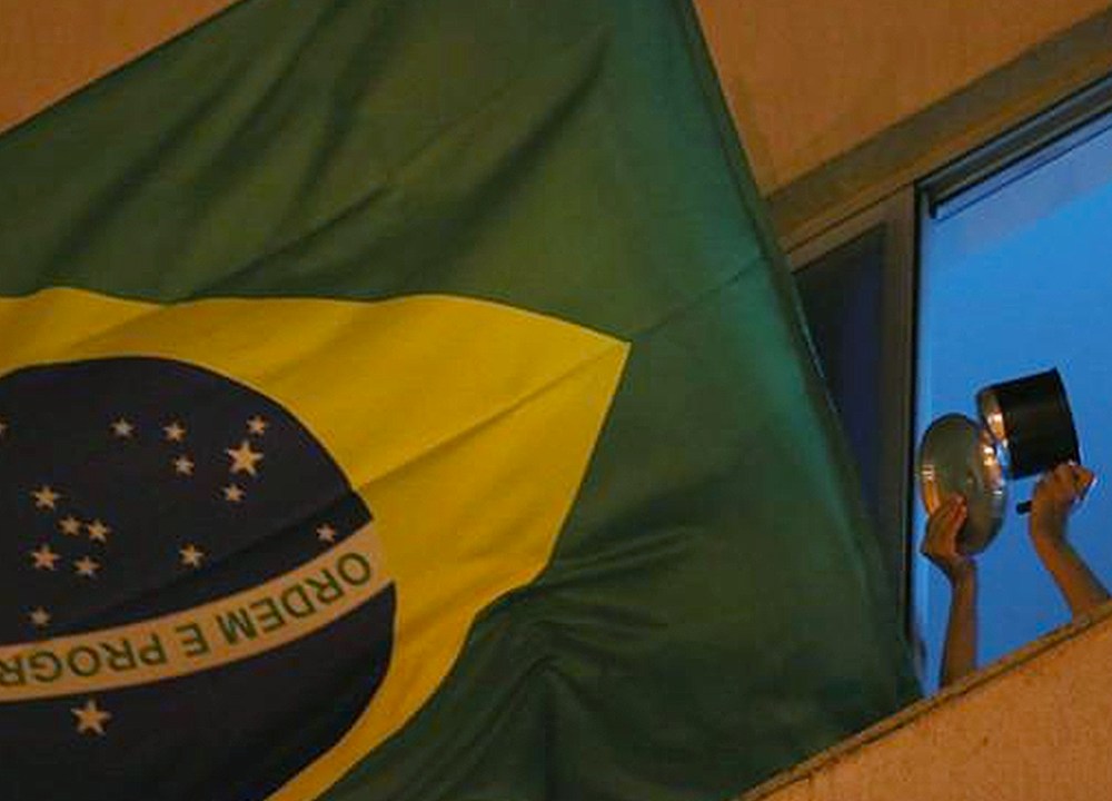 Panelaço durante propaganda do PT em São Paulo