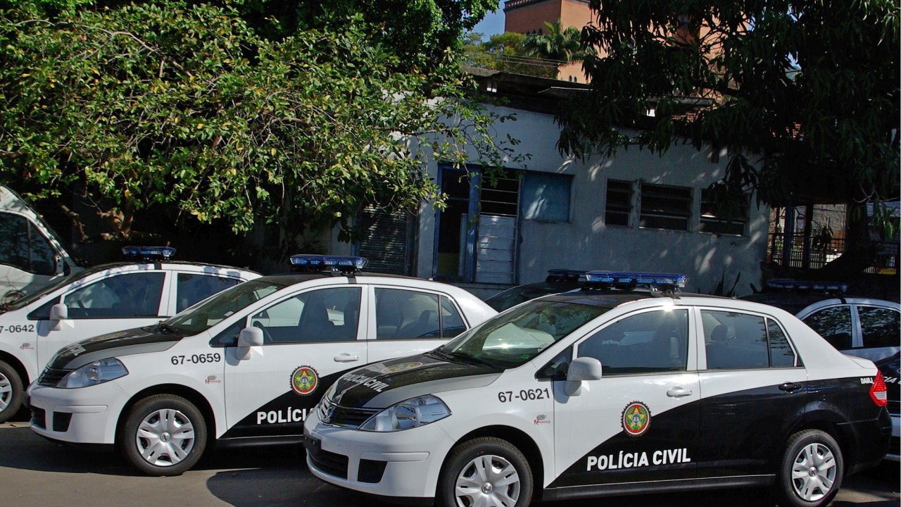 Polícia Civil do Rio de Janeiro realiza operação contra tráfico de drogas em favelas do Estado