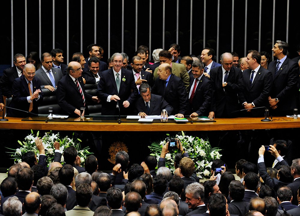 DOR DE CABEÇA - Com Eduardo Cunha à frente, a Câmara impôs sucessivas derrotas ao governo em duas semanas