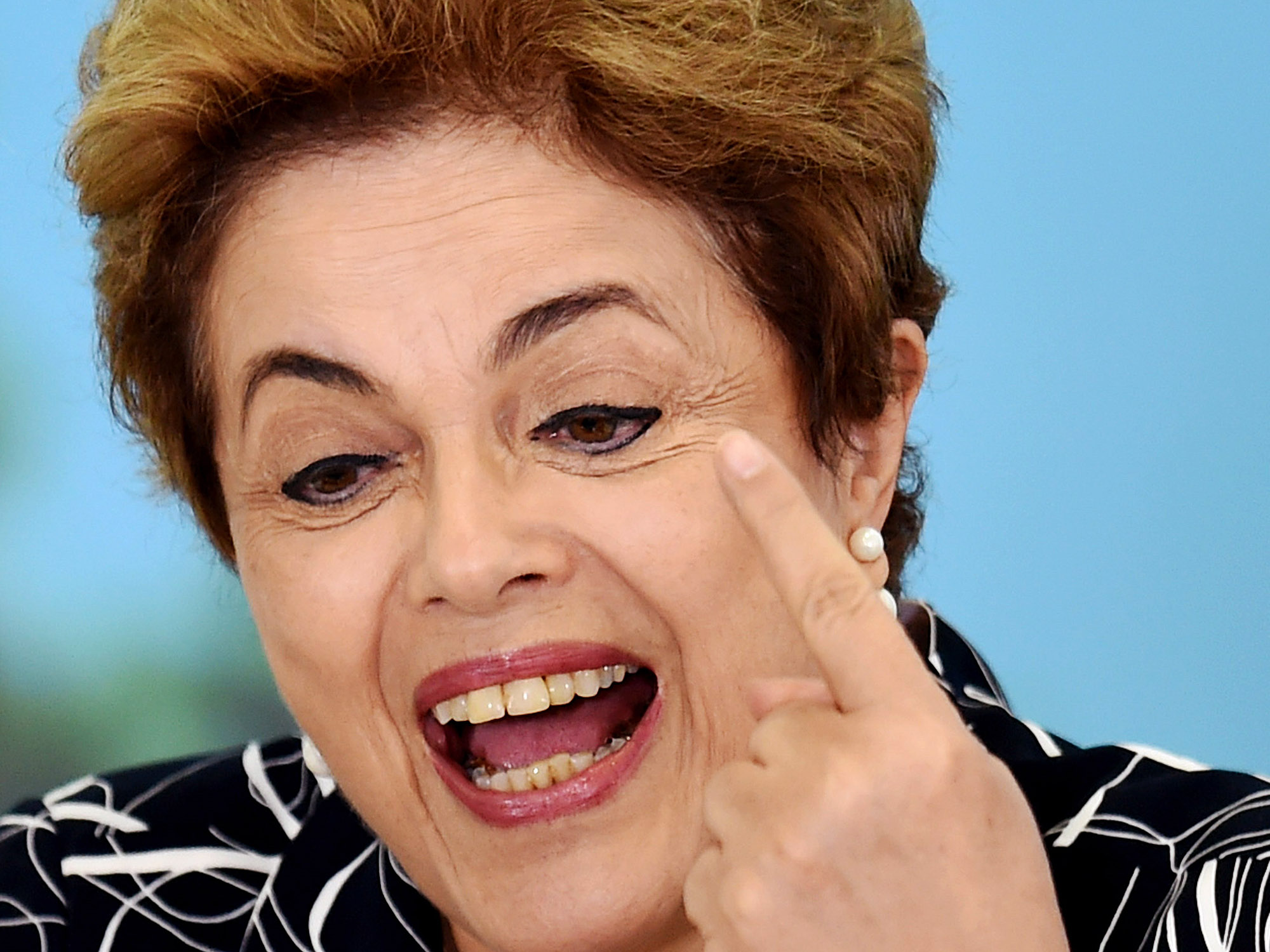 A presidente Dilma Rousseff participa de cerimônia no Palácio do Planalto - 06/05/2016
