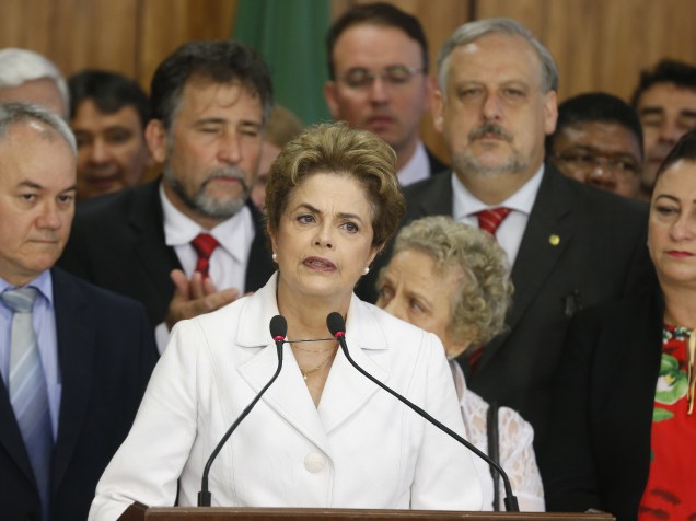 A presidente Dilma Rousseff faz pronunciamento após decisão do Senado Federal pelo seu afastamento do cargo - 12/05/2016