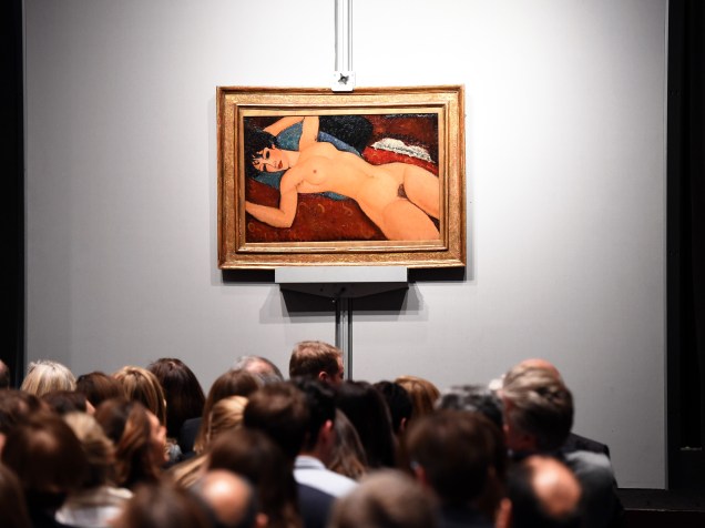 O quadro "Nu Couché" do artista italiano Amedeo Modigliani, foi vendido em um leilão realizado pela casa Christie pelo valor de US$ 170,4 milhões (R$ 646,19 milhões). A  pintura se tornou a segunda mais cara já vendida em um leilão - 10/11/2015
