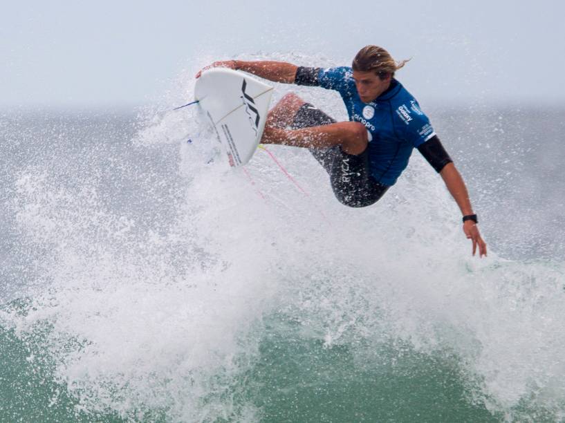 O neozelandês Ricardo Christie foi derrotado por Filipe Tolledo na quarta etapa do Rio Pro 2015