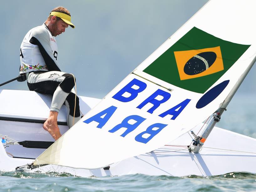 O velejador Robert Scheidt fica com a prata na classe Laser nos Jogos Pan-Americanos de Toronto, no Canadá - 18/07/2015