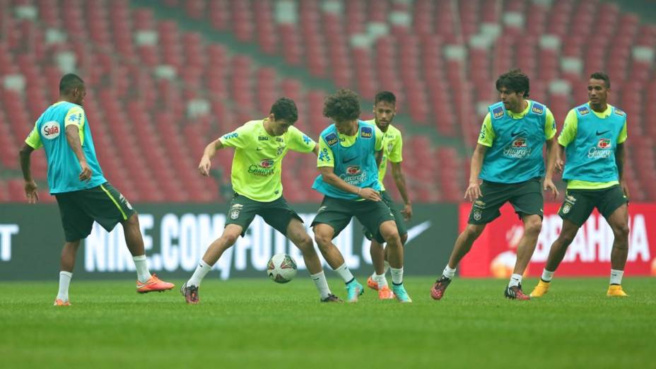 Último treino da seleção brasileira antes do Superclássico das Américas, em Pequim