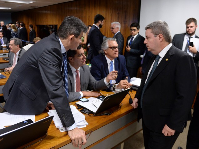 O relator Antônio Anastasia (PSDB/MG) durante reunião de trabalho da Comissão do Impeachment do Senado Federal, em Brasília (DF) - 28/04/2016