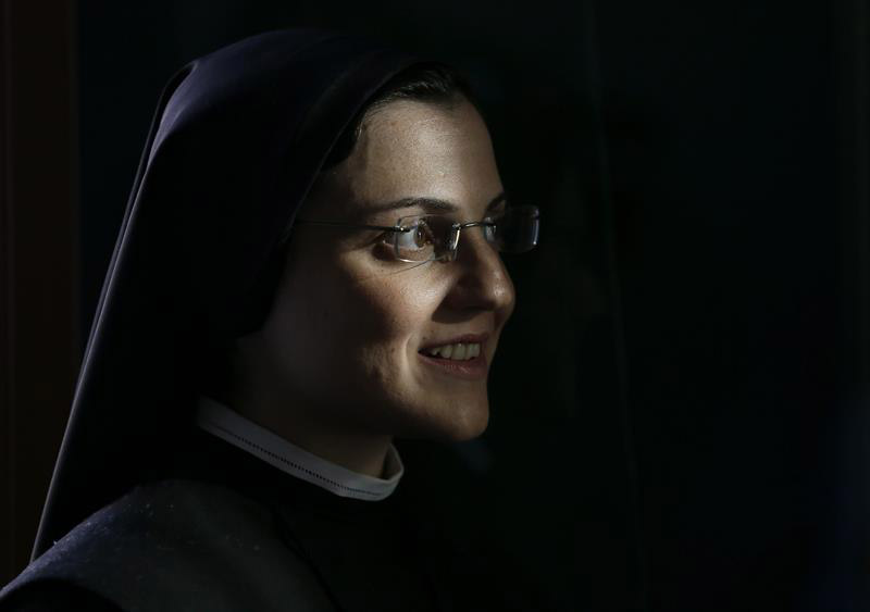 A freira italiana Cristina Scuccia, a Sister Cristina, que ganhou fama mundial por cantar 'Like a Virgin', de Madonna