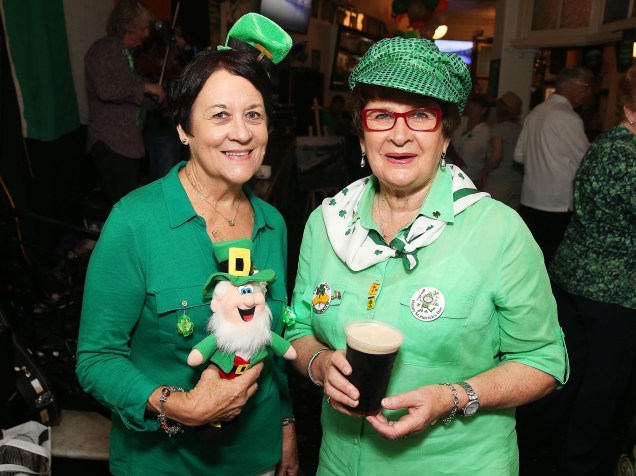 Sidney também comemora St. Patricks Day com desfiles e festas nos bares