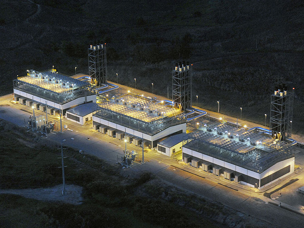 Instalada no Porto de Suape, a usina tem 100% de sua energia vendida para 35 distribuidoras em diversas regiões do país