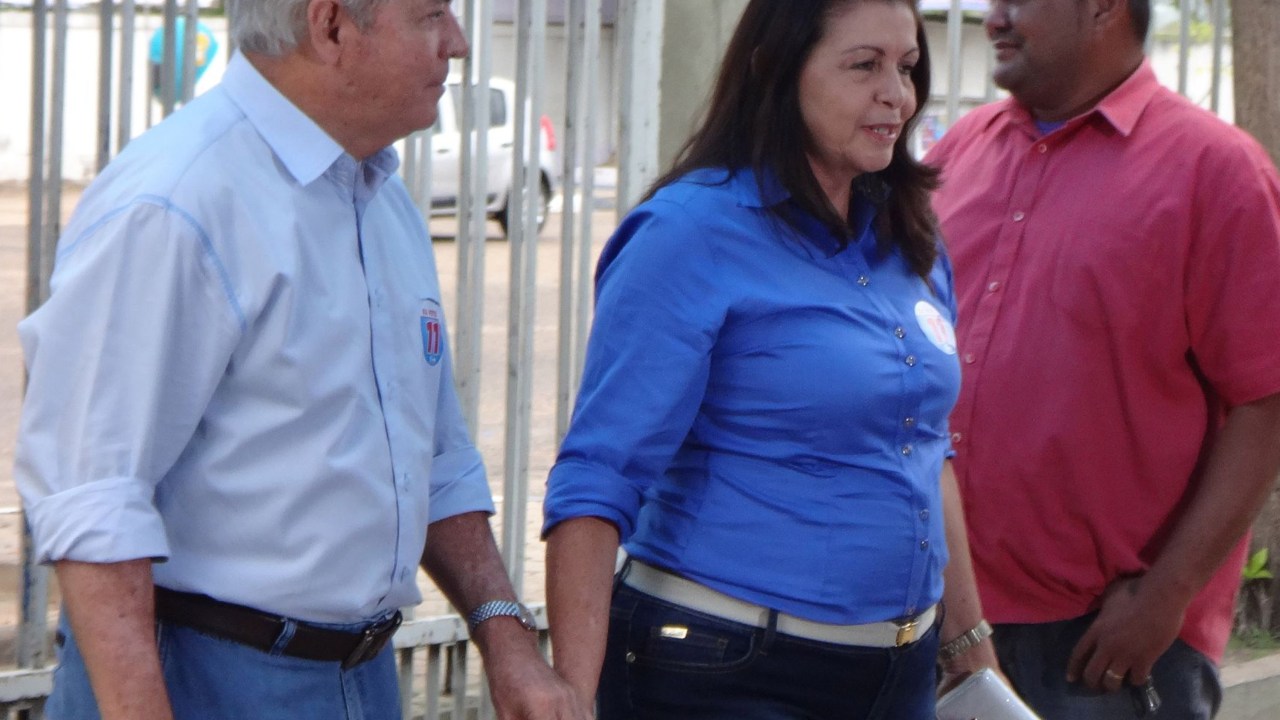 A governadora de Roraima, Suely Campos (PP), ao lado do marido e ex-governador Neudo Campos (PP)