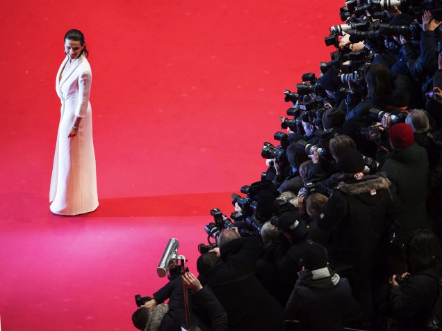 A atriz francesa Juliette Binoche durante a abertura da 65ª edição do Festival Internacional de Cinema de Berlim, nesta quinta-feira (05)