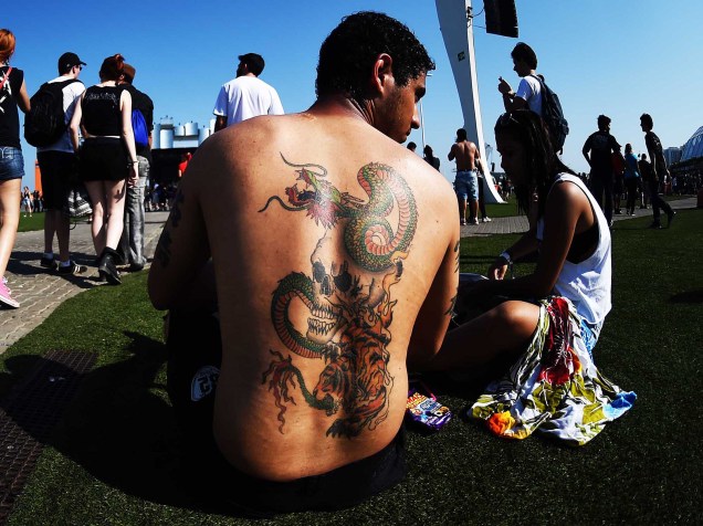 Tatuados se destacam durante o dia do metal, o segundo dia de apresentações do Rock in Rio 2015