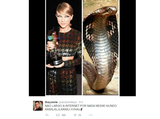 Para aguns fãs, a angelical Taylor Swift parecia uma cobra
