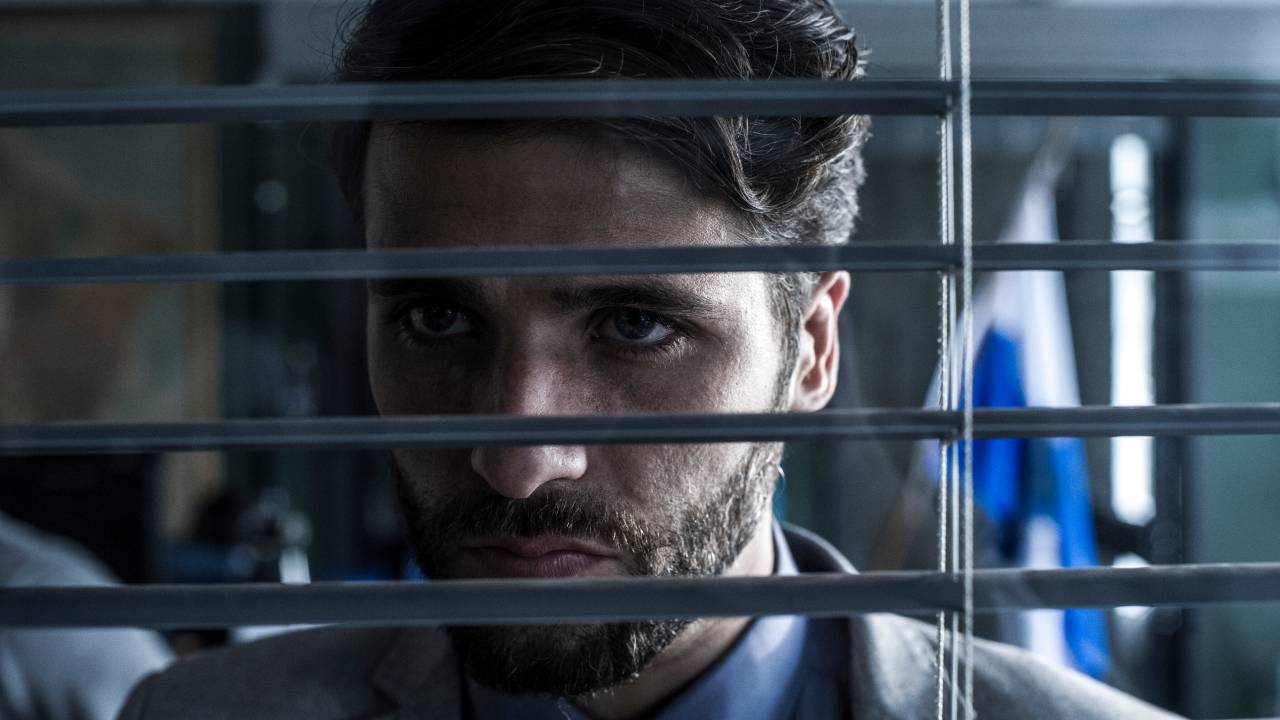 Bruno Gagliasso interpreta Edu na série 'Dupla Identidade'