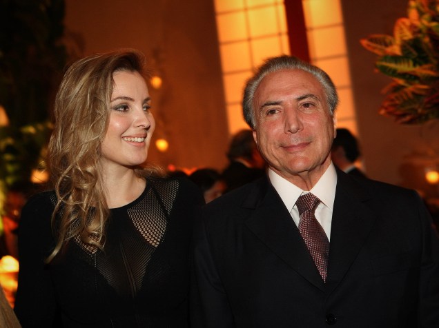  Michel Temer ao lado da sua mulher Marcela em 2013