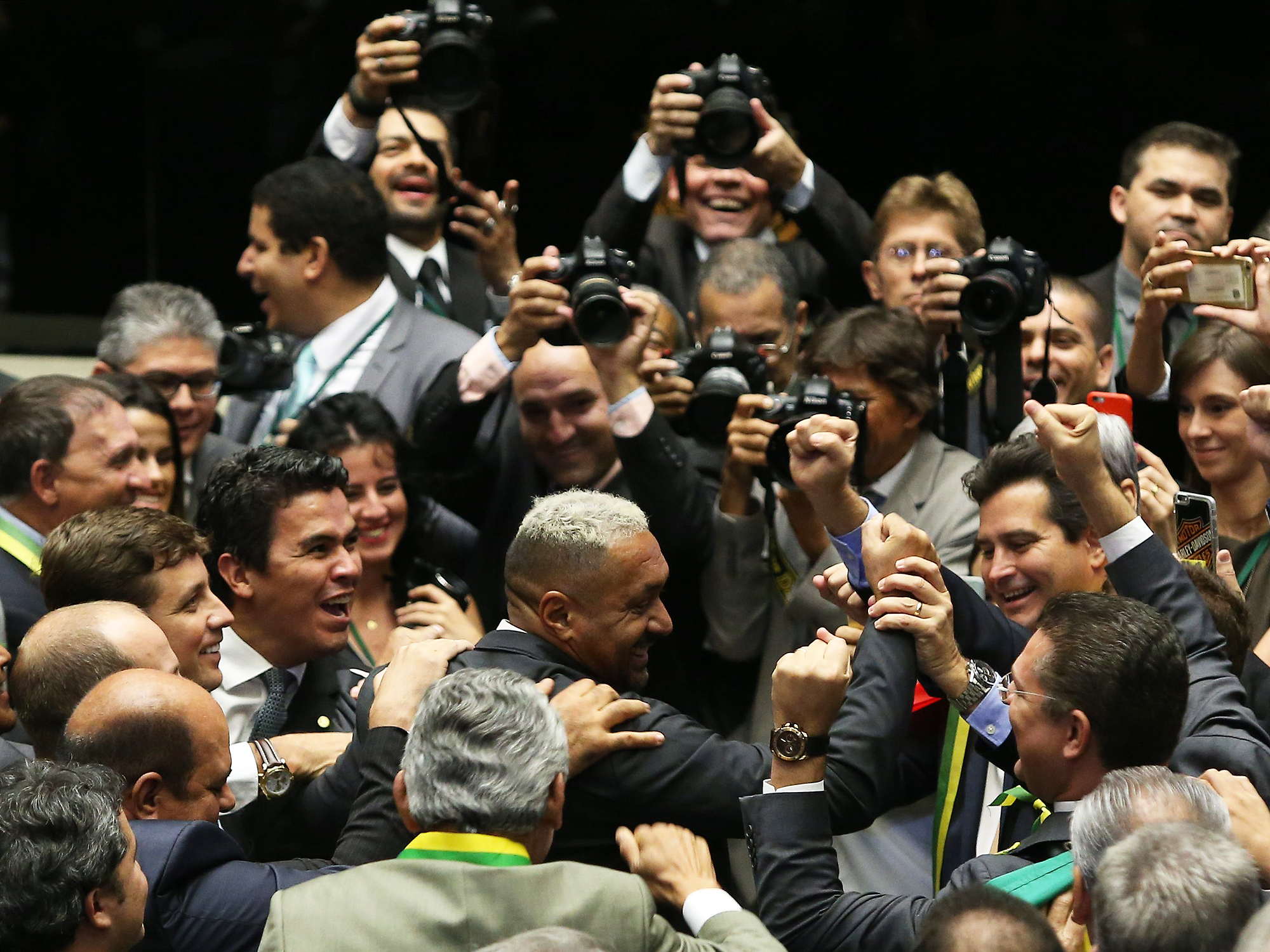 O deputado Francisco Everardo Oliveira Silva (PR-SP), mais conhecido por Tiririca (c)