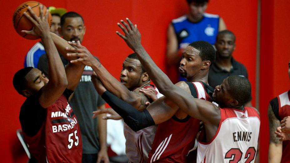 Treino do Miami Heat no ginásio do Flamengo, no Rio