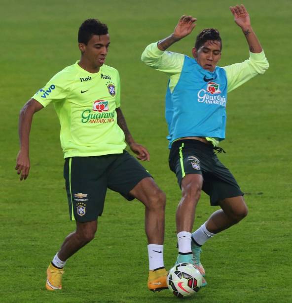 Treino da seleção brasileira em Istambul, antes de amistoso contra a Turquia