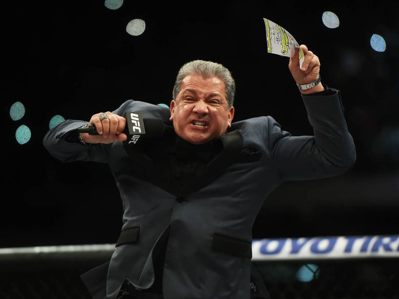 Bruce Buffer apresenta o UFC 198, na Arena da Baixada, em Curitiba